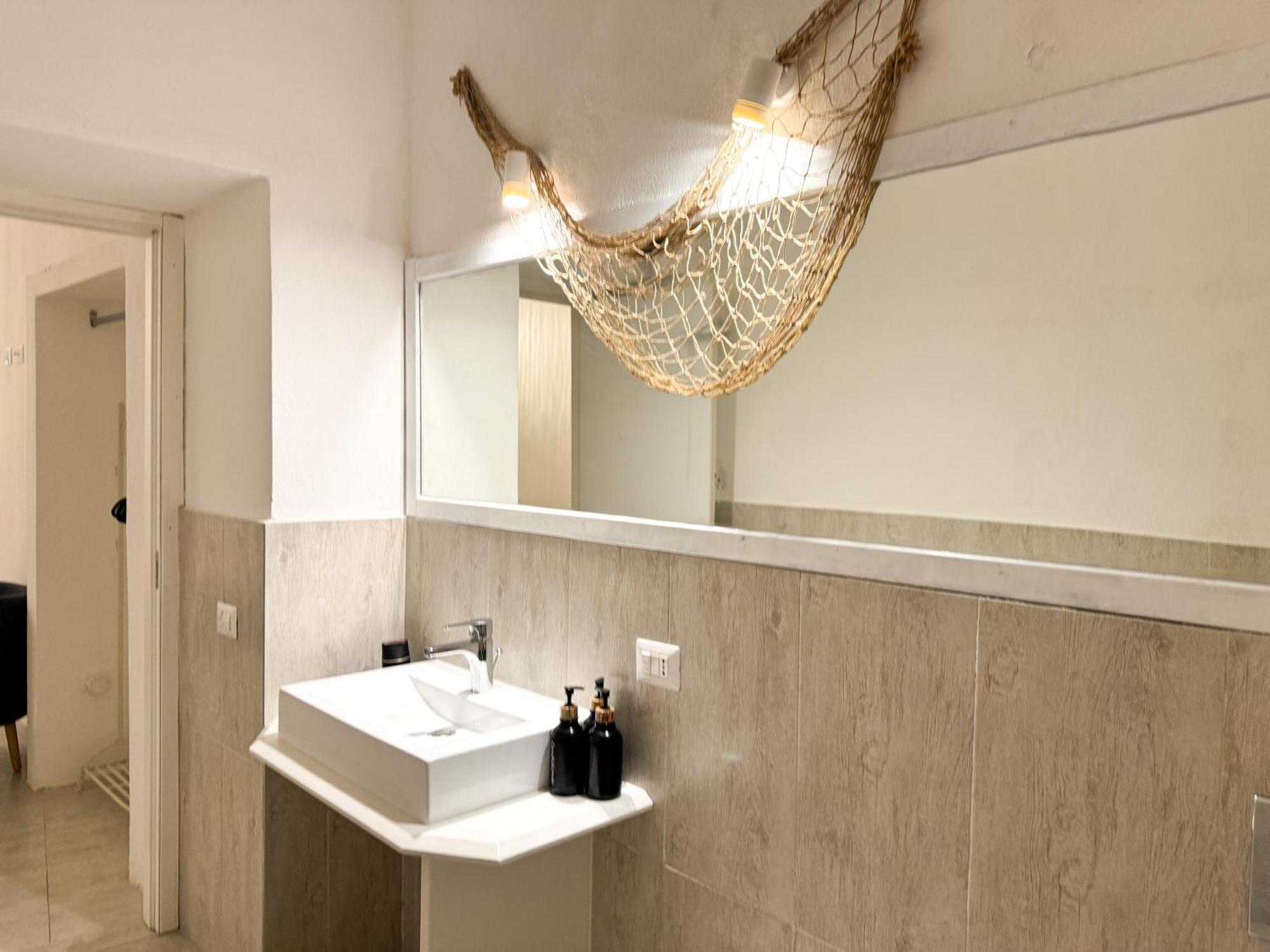 Bacans - Vico Collegio At Marina Apartment กาญารี ภายนอก รูปภาพ